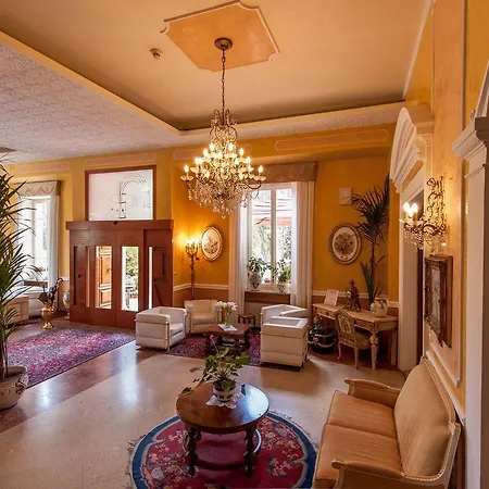 Grand Du Park Et Regina Hotel 4*